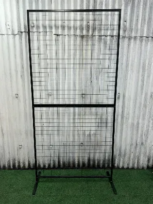  Estrutura/Painel desmontável  com tela Formato: retângulo - Cópia